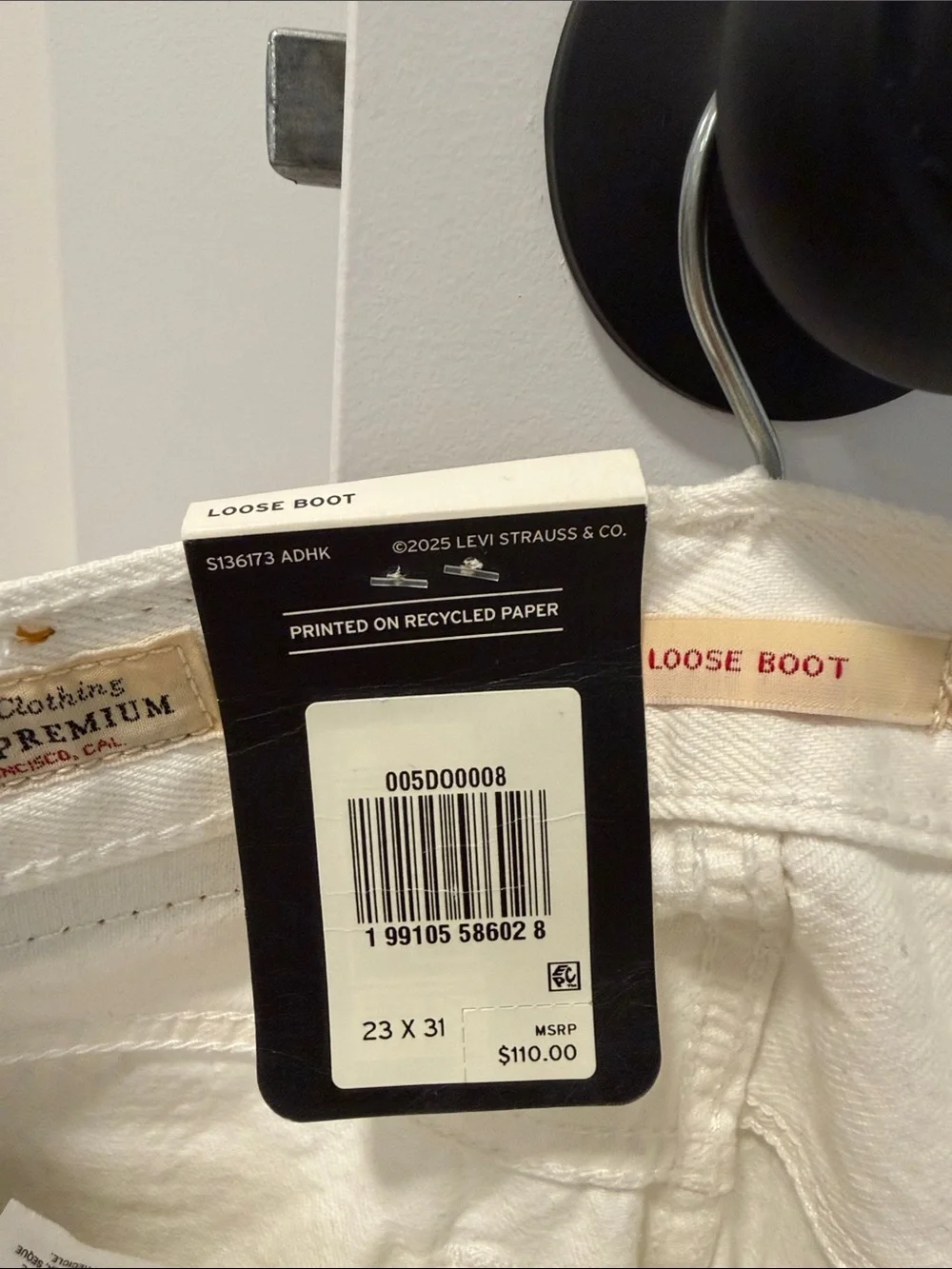Levi's White Boot Cut Jeans - Picture 4 of 7
